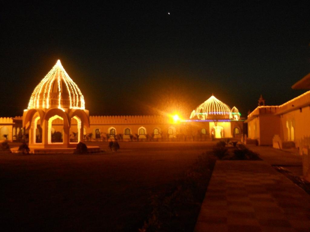 V Resorts Rajmahal Orchha Exteriér fotografie