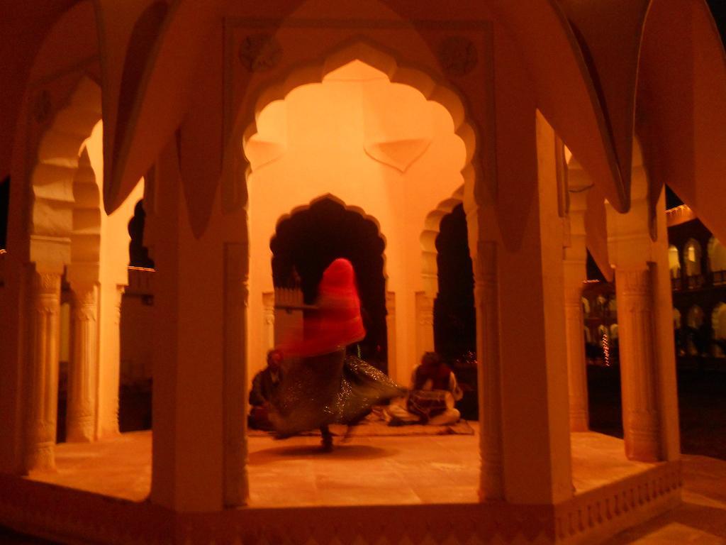 V Resorts Rajmahal Orchha Exteriér fotografie